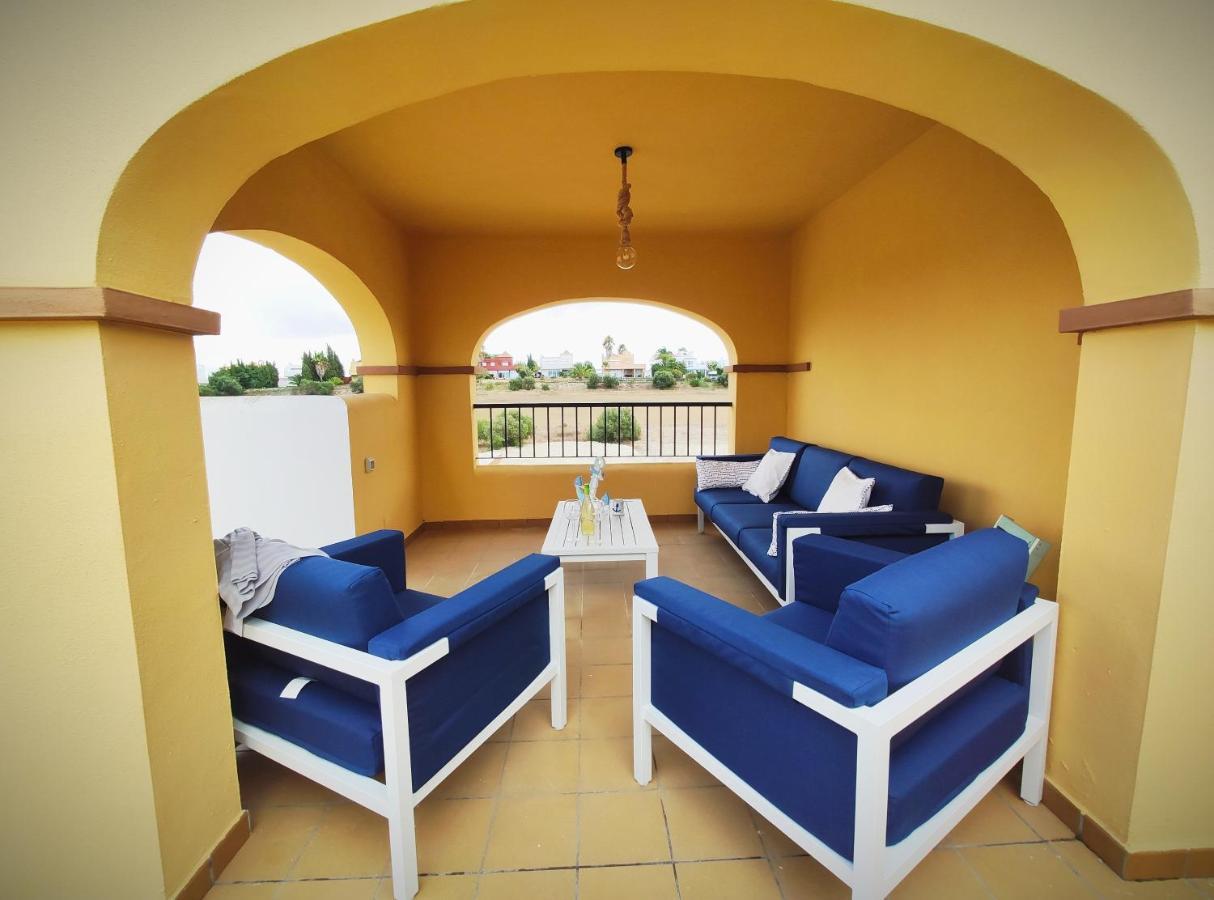 Apartment El Atico De Flamencos, Living Sur *